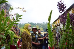 Gubernur Khofifah Siap Wujudkan Pengembangan Budidaya Anggrek Jatim Untuk Ekspor