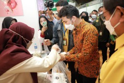 Buka Pameran MHE 2022, Wagub Emil Dukung Petrokimia Gresik Tingkatkan Kemitraan Dengan UMKM