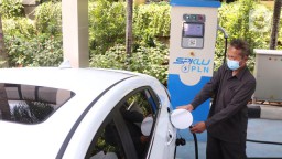 PLN dan Bank BUMN Kerjasama Pembiayaan Pembelian Mobil Listrik