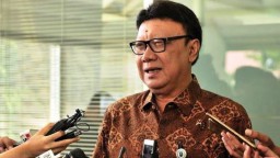 MenPAN-RB Tjahjo Kumolo Tutup Usia di Jakarta