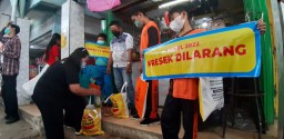 Pemkot Surabaya Tegur 50 Gerai Pakai Kantong Plastik