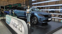 Tiga Type Mobil Listrik KIA Motor, Anda Tertarik Yang Mana