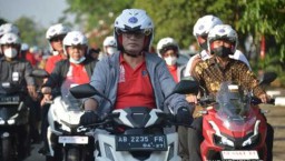 Tiga Menteri Naik Motor Kampanyekan Safety Riding di Yogya