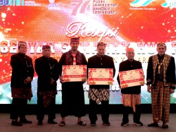 Rayakan HUT RI, Bangkit Untuk PTPN X Juara