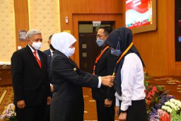 Gubernur Khofifah Minta ASN Tingkatkan Sensitifitas Terkait Geopolitik dan Geostrategis 