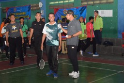 Bupati Lamongan Buka Porseni Bulu Tangkis PGRI