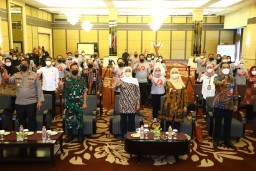 Gubernur Khofifah: Bimtek dengan KPK Upaya Preventif-Edukatif Anti Korupsi Berbasis Keluarga