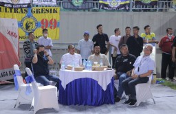 Peduli Sepak Bola, PT Smelting Suport Gresik United di Kompetisi Liga 2
