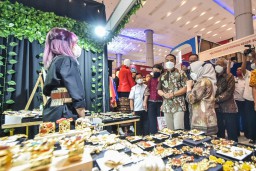 Transaksi Surabaya Great Expo Tembus Rp 7,4 Miliar
