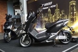Komitmen United Bike Kembangkan Motor Listrik Dalam Negeri