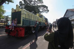 KAI Open House Bengkel Perawatan KA di Gubeng Surabaya