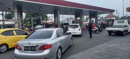 BBM Naik, Pertalite Jadi Rp 10 ribu, Solar Rp 6.800, Pertamax Rp 14.500