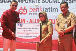 Bank Jatim Bantu Revitalisasi Alun-alun Jombang