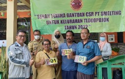 Bantuan CSR PT Smelting Mulai Laptop Hingga Keranda Jenazah Untuk Warga Tlogopojok