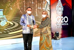 SIG Raih Tiga Penghargaan dari Kementerian ESDM