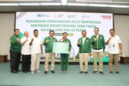 Petrokimia Gresik Bina 4 Cabor Atlet Berprestasi