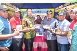 Bupati Lamongan Buka Festival Gandrung Rajungan