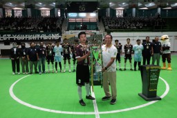 32 Sekolah Se-Gerbangkertosusila Ikuti Kompetisi Futsal Petrokimia Gresik