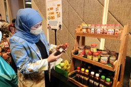 Gubernur Buka East Java Halal Agro Industry Fest 2022