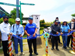 Resmikan Desa Tematik Wisata Bahari Tlocor, PLN Kenalkan Electrifying Lifestyle dan Konvoi Motor listrik