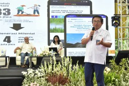 Erick Tohir Apresiasi Program Sekolah Makmur Petrokimia Gresik