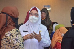 Dinsos Gresik Gandeng Puluhan Ormas Perempuan Lakukan Percepatan DTKS
