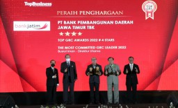 Bank Jatim Raih TOP GRC Awards 2022