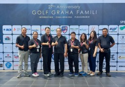Ratusan Pegolf Ramaikan Turnamen Golf GGF Graha Family