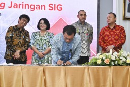 Tingkatkan Fasilitas Pembiayaan Retailer Toko Bangunan, SIG Kerja Sama dengan Bank Himbara dan Telkomsel