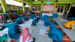 Peringati Hari Batik, Cargill Berikan Pelatihan Membatik Bagi Ibu Rumah Tangga di Kecamatan Manyar Gresik