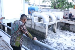 Masuk Musim Hujan, Gus Yani Ajak Warga Disiplin Bersihkan Lingkungan