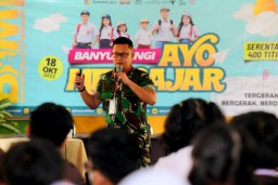 Banyuwangi Ayo Mengajar, Dandim dan Ketua DPRD Jadi Guru Dadakan
