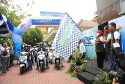 Pecahkan Rekor MURI, PLN Gelar Konvoi 1300 Kendaraan Motor Listrik