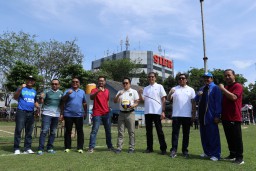 Bankjatim Juara Umum Turnamen Olahraga Antar BUMD Jawa Timur
