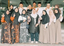 Beri Suntikan Moral, Wabup Gresik Sambangi Perwakilan Gresik Dalam MTQ di Banjarmasin