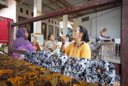 Mengenal Batik Surya Majapahit Khas Mojokerto