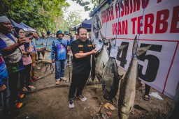 Pantai Papuma Jember Kini Jadi Destinasi Wisata Pemancingan