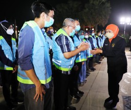 Gubernur Khofifah Kirim Dokter dan Nakes ke Pulau Kangean Melalui Program Tim Yankes Bergerak