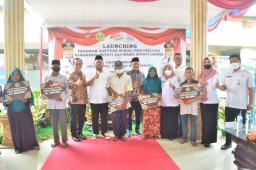 Program PKH Inklusif Nawa Karsa Resmi Di Launching Bupati Gresik Gus Yani