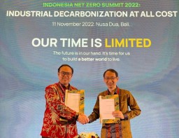 Utomo SolaRUV dan Charge+ Sepakati Kerjasama Bangun Fasilitas Produksi EV Chargers