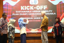 Gubernur Khofifah Kick Off Meeting SUMP Gerbangkertosusila Plus