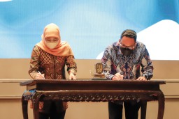 Dorong Transformasi Digital Kearsipan, Gubernur Khofifah Harapkan Pelayanan Publik Cepat, Mudah dan Transparan