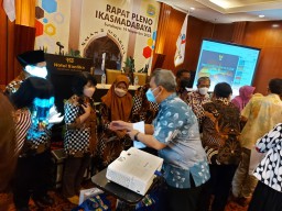 IKASMADABAYA meriahkan Hari Pahlawan dan Hari Guru Tahun 2022