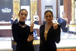 Semakin Meluas CMK Buka Cabang ke-100 Palace Jeweler di Pakuwon Mall Surabaya