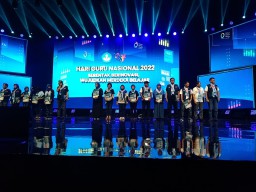 Jatim Borong 27 Tropi Apresiasi GTK Inspiratif 2022