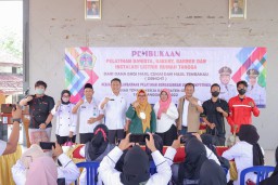 Buruh Tani Tembakau Dilatih Jadi Barista oleh Disnaker Gresik