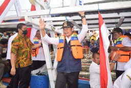 Pak Yes Hadiri Gelaran Petik Laut Masyarakat Lohgung Lamongan