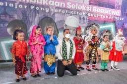 Cak Eri Usulkan Surabaya Kota Layak Anak ke UNICEF