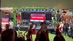Pelajar Banyuwangi Pukau Publik London dengan Tarian Gandrung