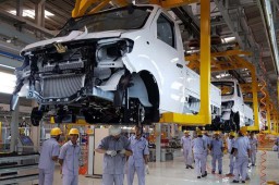 DFSK Produksi dan Jual Mobil Listrik di Indonesia